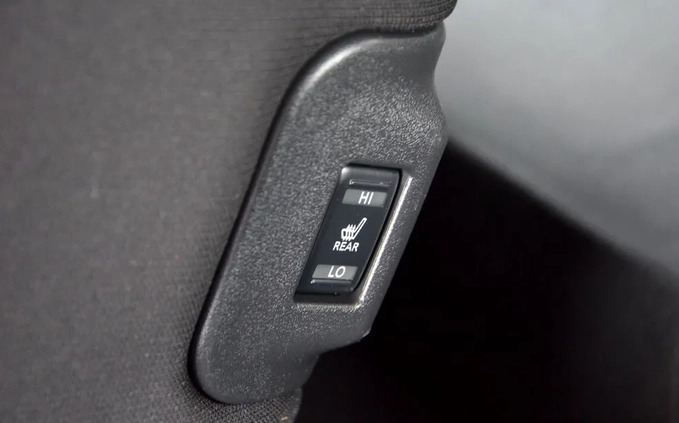 Nissan Leaf cena 64900 przebieg: 105236, rok produkcji 2018 z Radom małe 379